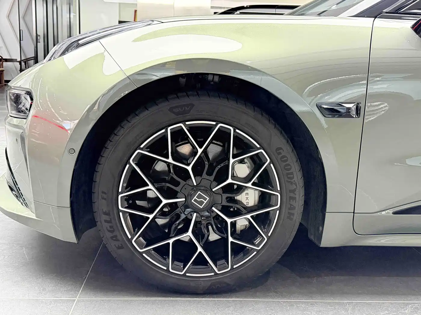 ZEEKR EXTREME KRYPTON 001