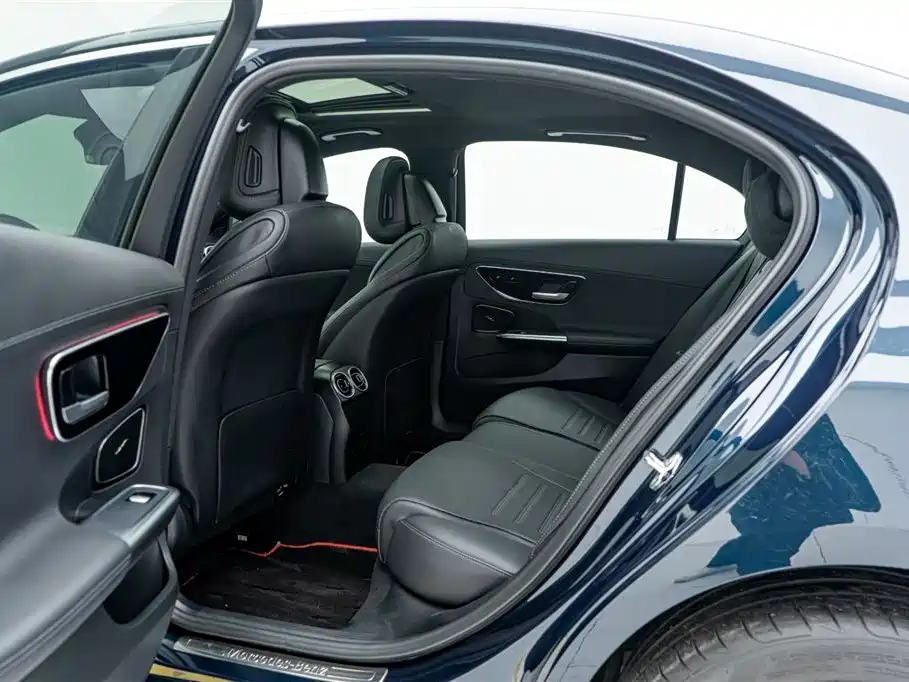 Mercedes-Benz C-Class 2023 Facelift C 200 L Sport Edition фото 21