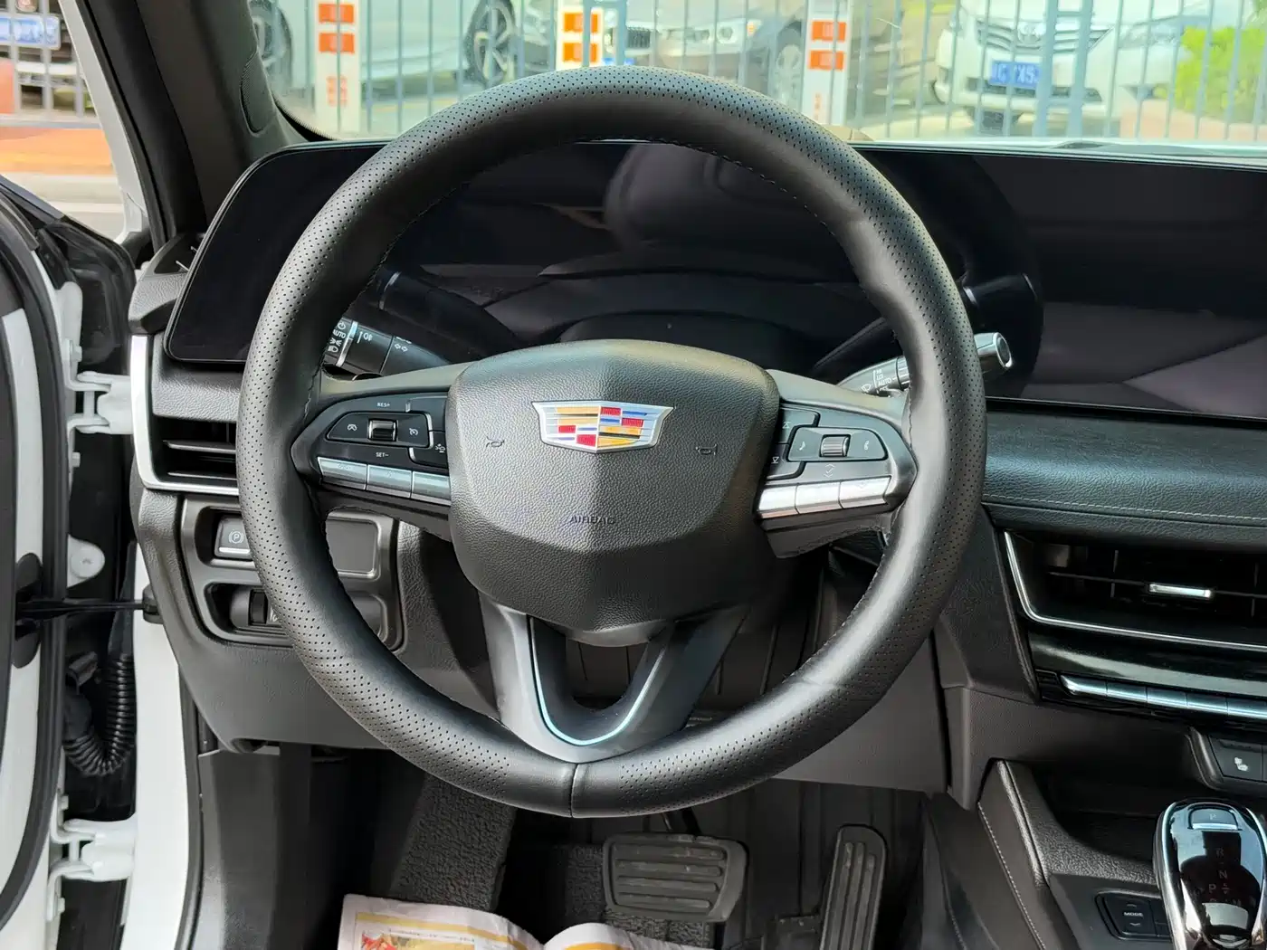 Cadillac CT5 2024 28T Luxury Model Pro фото 31