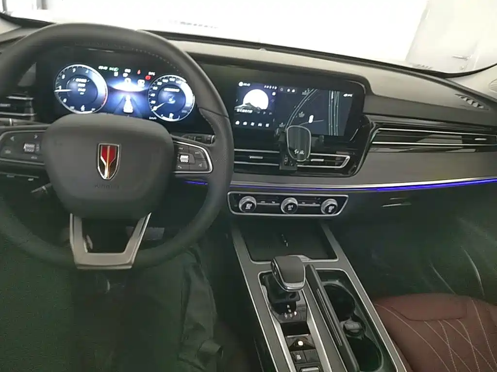 Hongqi HS5 2026 2025 2.0T 4WD Qixiang Pro