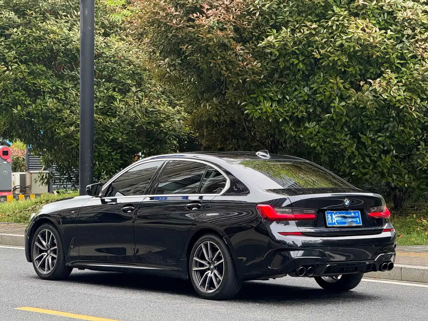 BMW 3 Series 2021 325Li M Sport Package фото 6