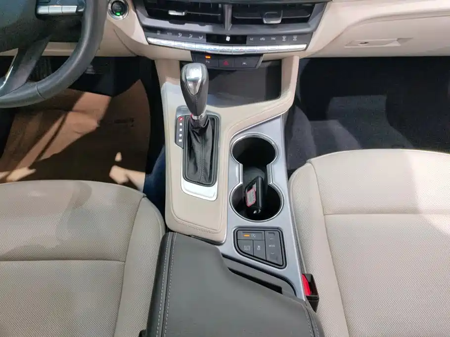 Cadillac CT4 2023 2023 25T Luxury Model