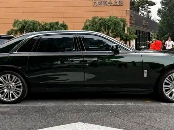 Rolls-Royce Ghost 2021 6.7T Long Wheelbase фото 5