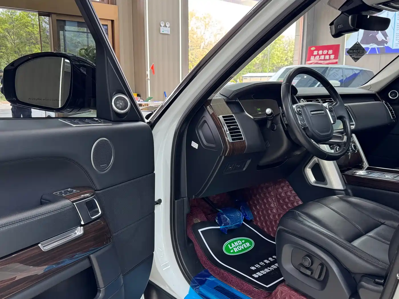 Land Rover Range Rover 2017 3.0 SC V6 Vogue фото 16