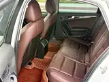 Photo 10 - Audi A4L