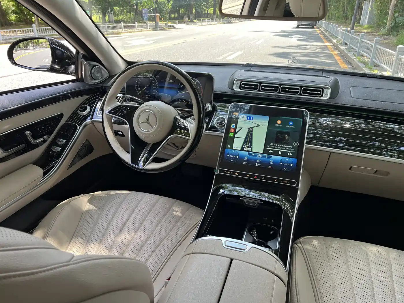Mercedes-Benz S-Class 2012 S 300 L Premium Grand Edition фото 9