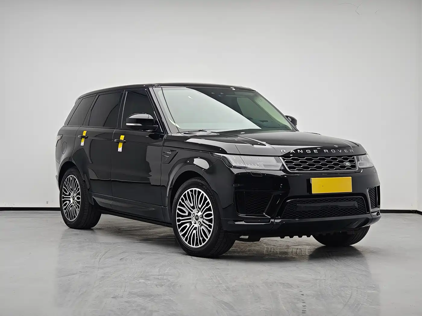 Land Rover Range Rover Sport 2020 3.0 L6 HSE DYNAMIC фото 3