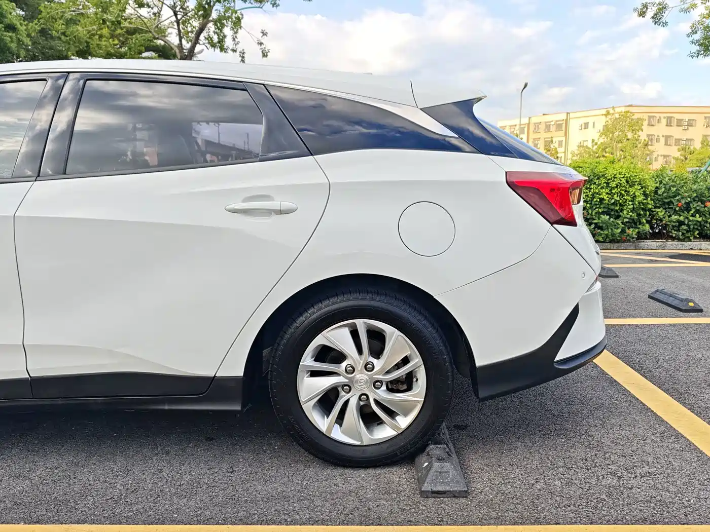 Buick Velite 6 2020 2020 Plug-in Hybrid Connected Fashion Edition