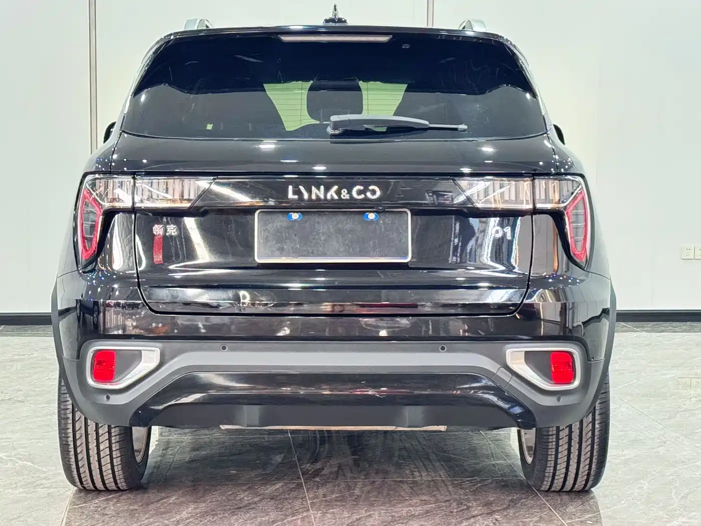 Lynk & Co 01 2017 2.0T 2WD Pro Version фото 7