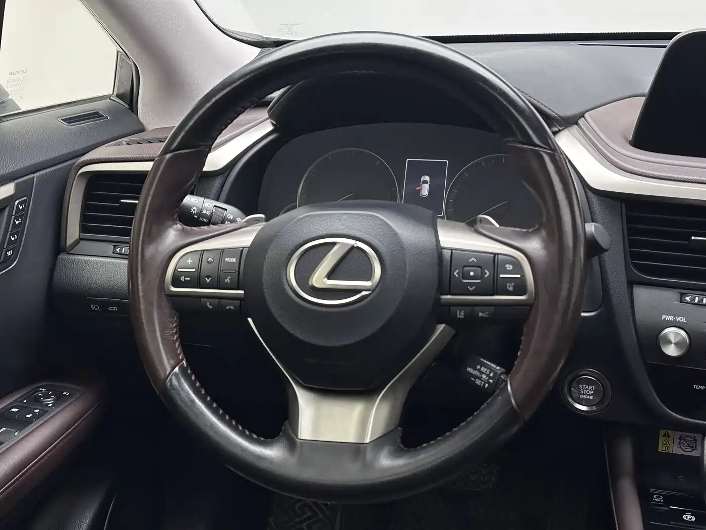 Lexus RX 2020 300 4WD Elegance Edition China VI фото 14
