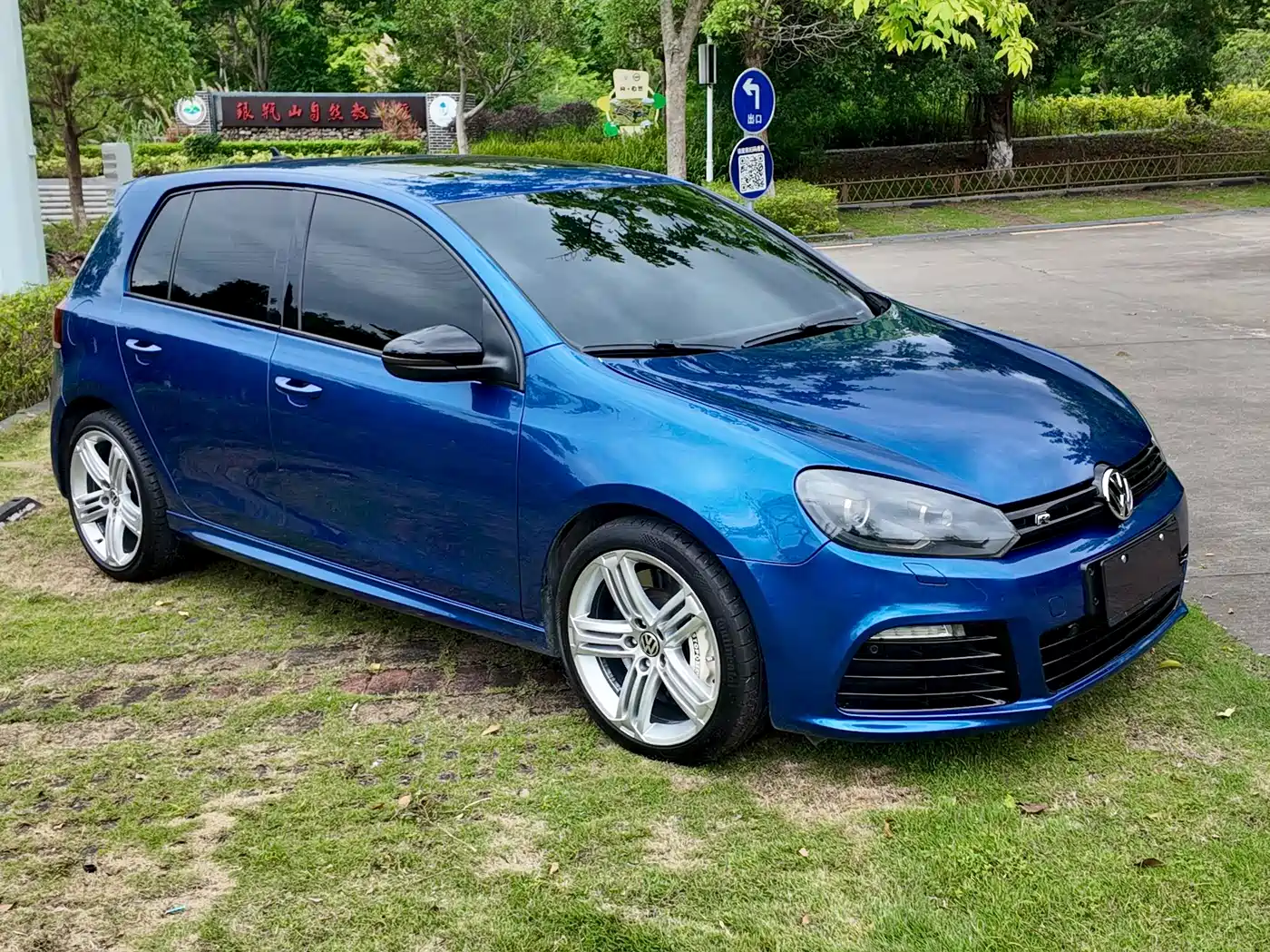Volkswagen Golf (Import) 2011 2.0TSI R фото 17