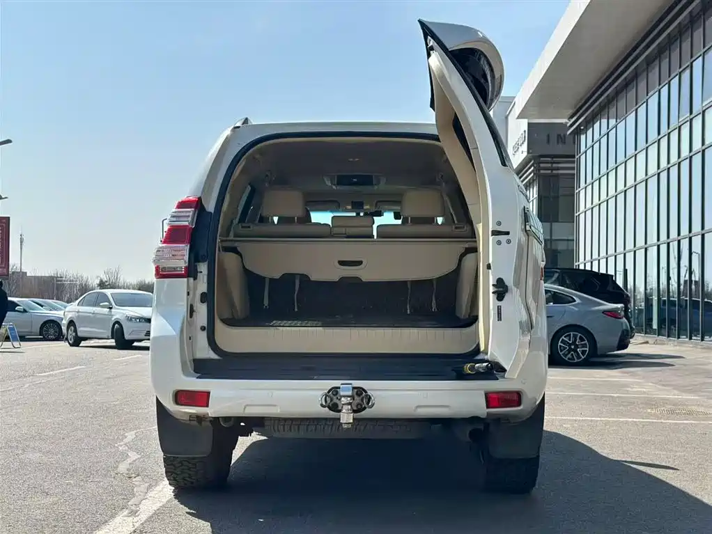 Toyota Prado 2016 3.5L Auto VX NAVI фото 17