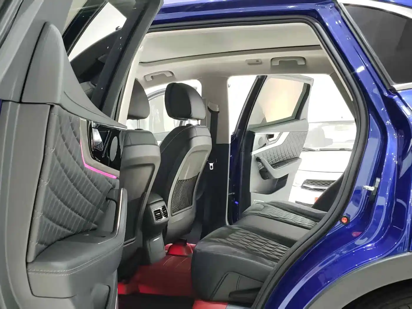 Hongqi HS5 2019 2.0T Smart Connect Enjoy 4WD Edition фото 9