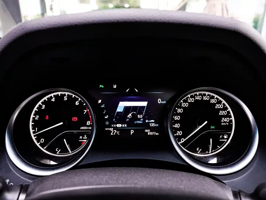 Toyota Camry 2018 2.0G Luxury Edition фото 11