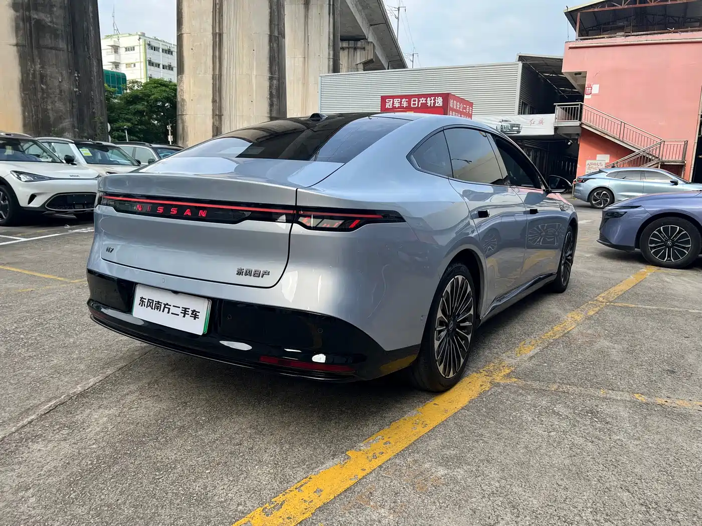 Фото 5 - Nissan N7