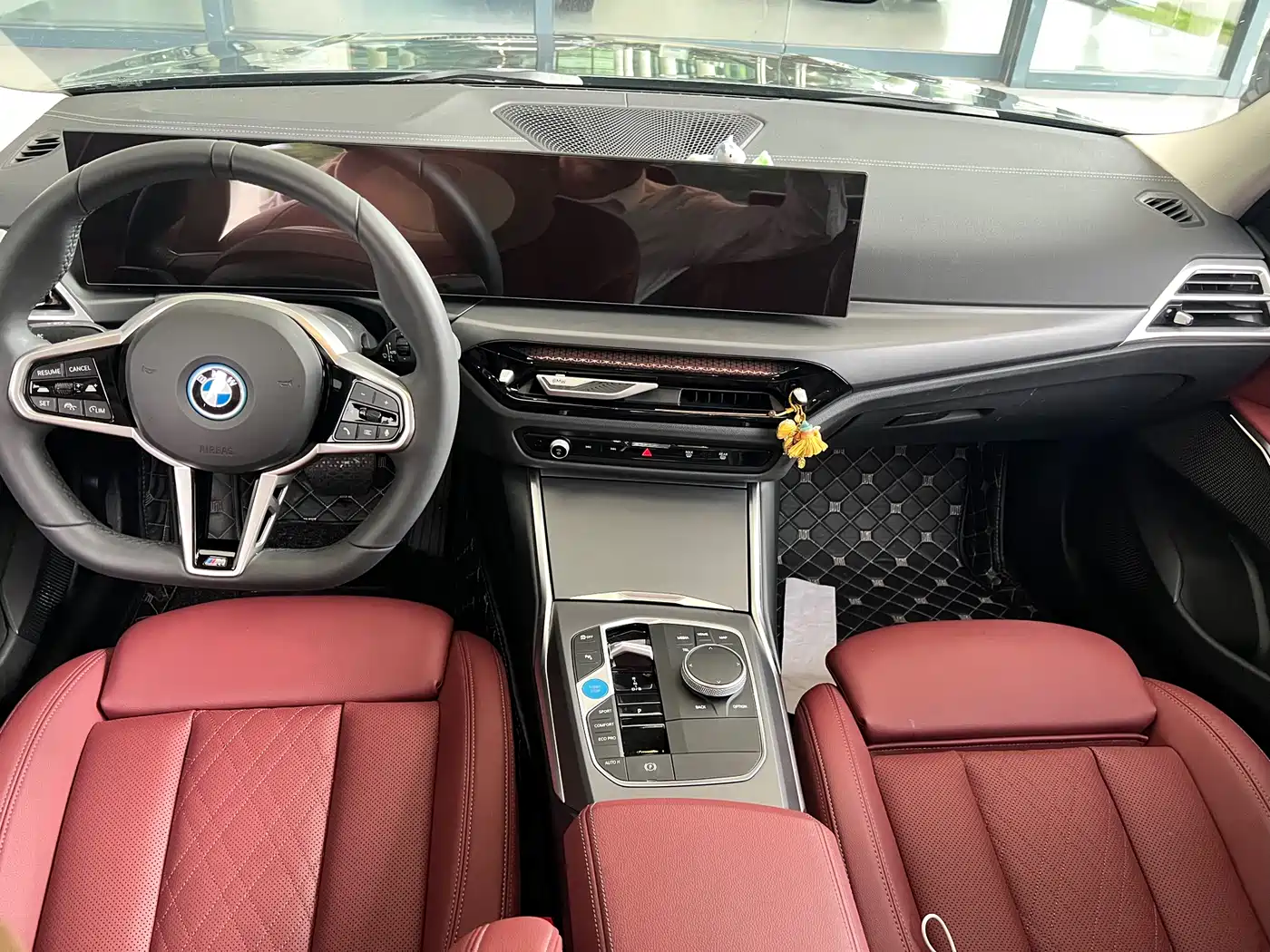 BMW i3 2025 eDrive 35 L фото 5