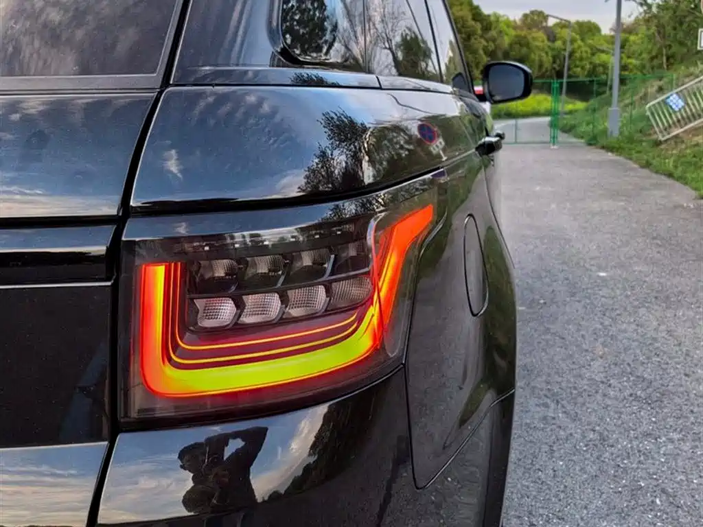 Land Rover Range Rover Sport 2020 3.0 L6 HSE DYNAMIC фото 9