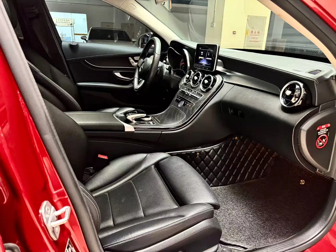 Mercedes-Benz C-Class 2018 C 200 L Sport Achievement Special Edition фото 7