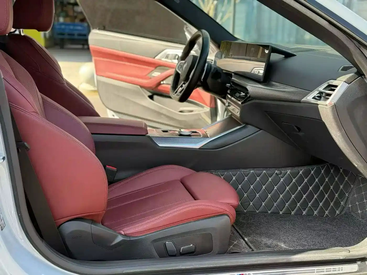 BMW 4 Series 2024 430i M Sport Shadow Edition фото 5
