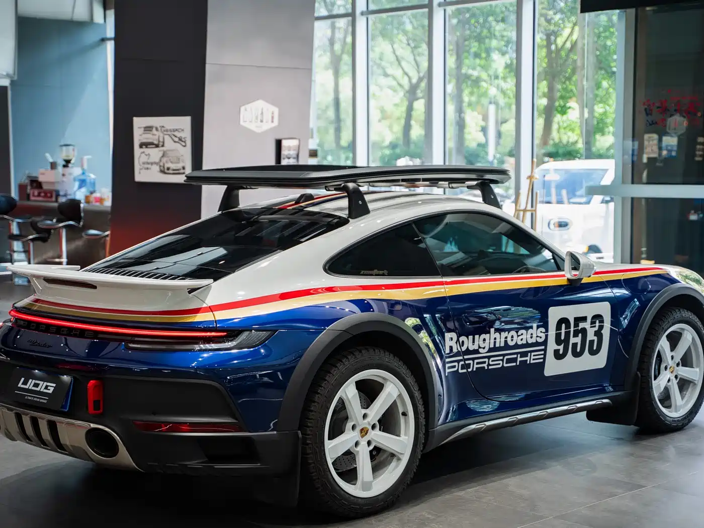 Porsche 911 2023 Dakar 3.0T фото 18