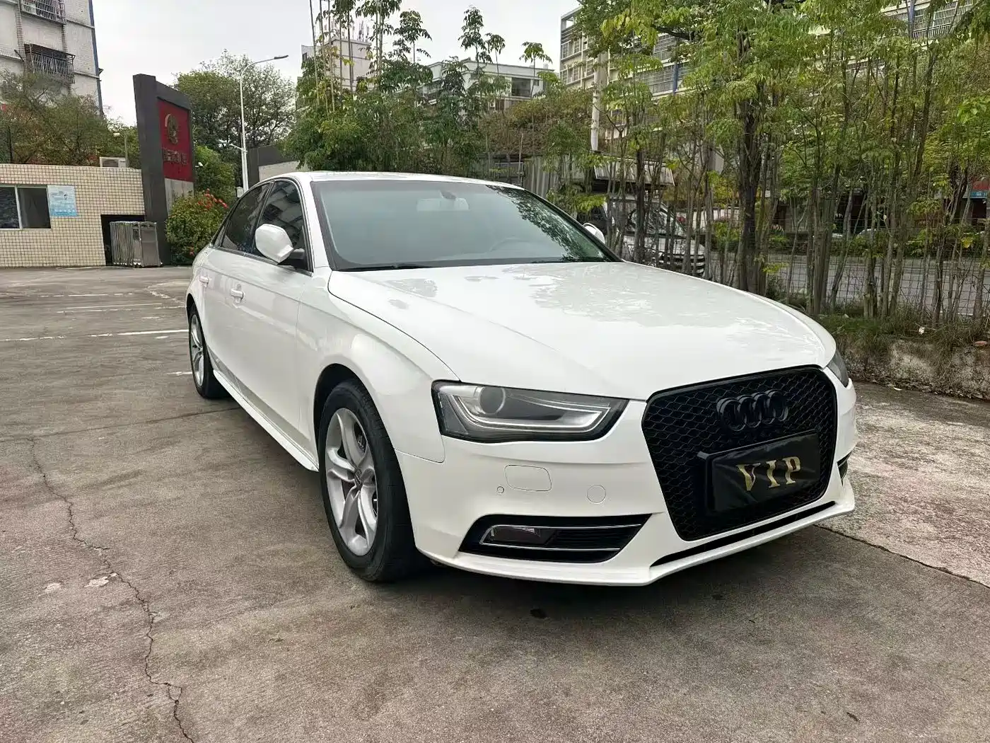 Audi A4L 2015 35 TFSI Auto Standard