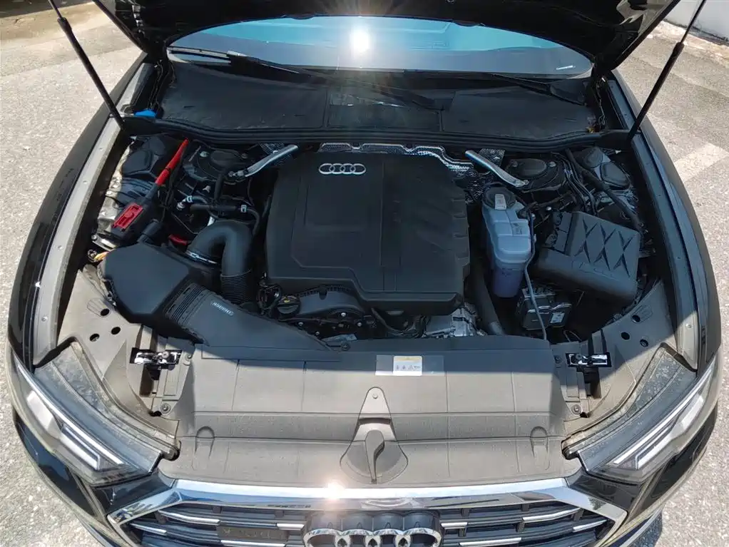 Audi A6L 2025 Model 45 TFSI Premium Dynamic + Ventilation Comfort Package фото 8