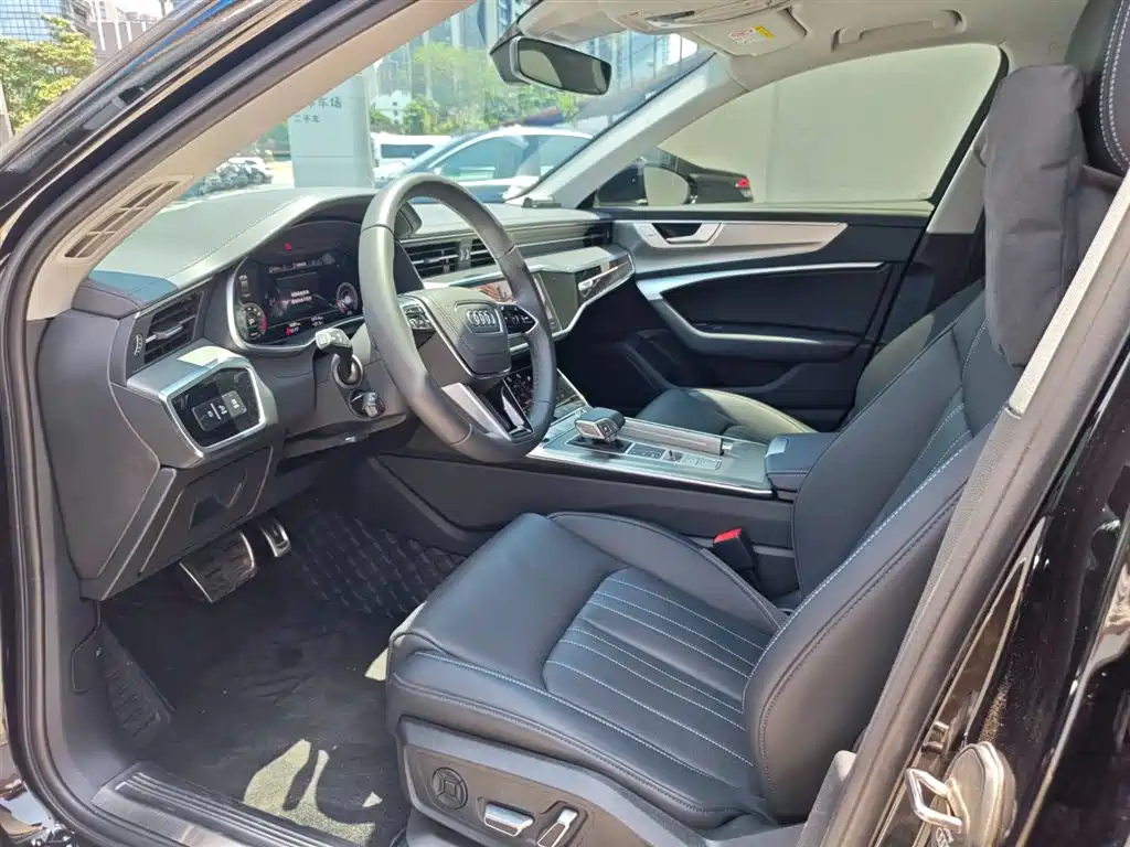 Audi A6L 2025 Model 45 TFSI Premium Dynamic + Ventilation Comfort Package фото 16