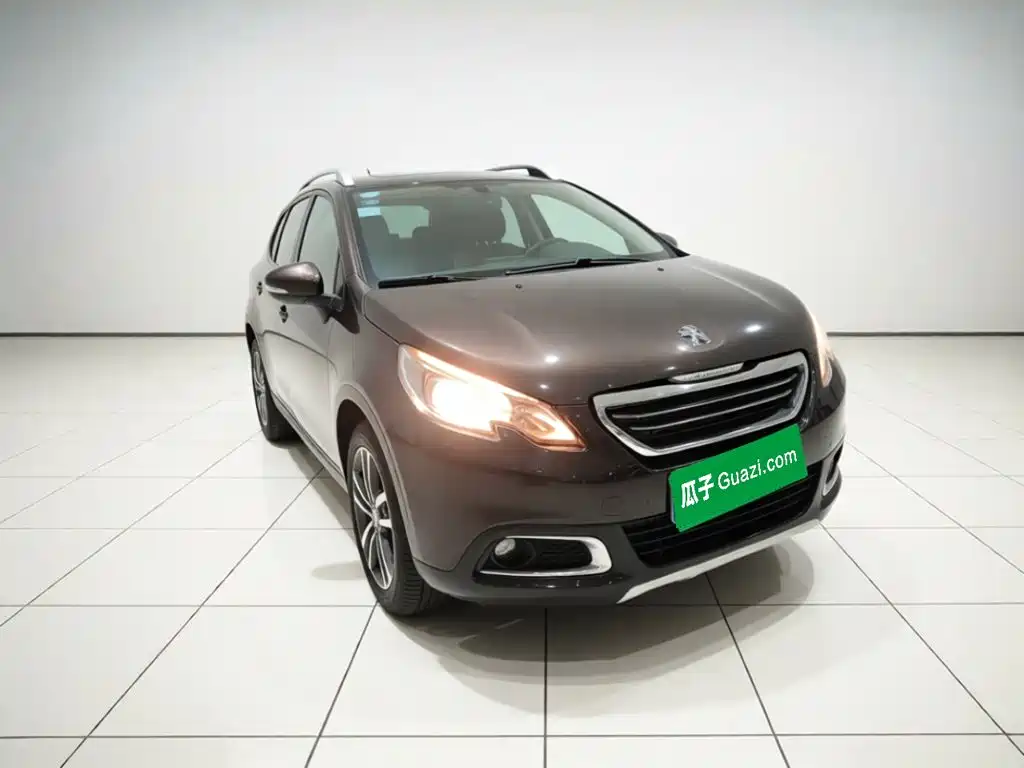 Photo 3 - Peugeot 2008