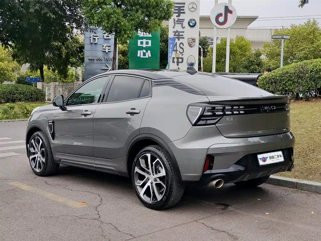 Lynk & Co 05 2020 2.0TD 4WD Power Plus фото 4