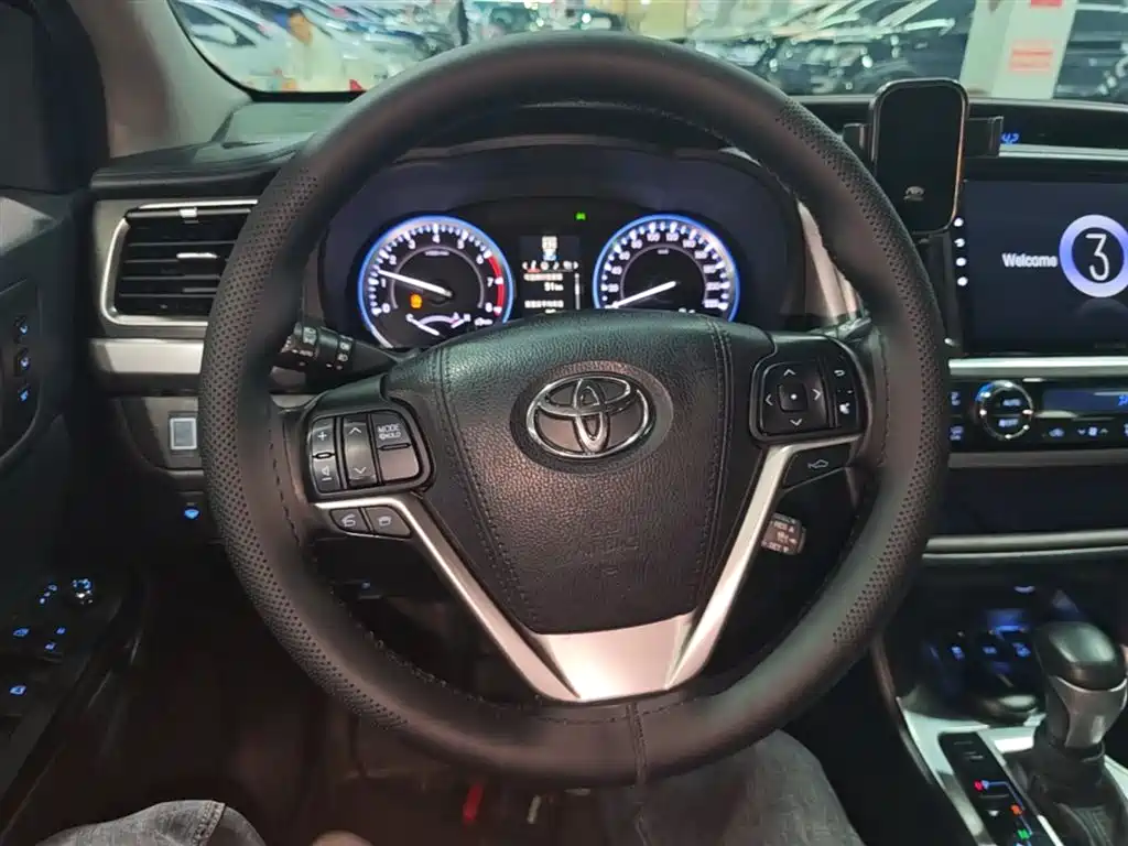 Toyota Highlander 2015 2.0T AWD Ultimate Edition 7-seater фото 11