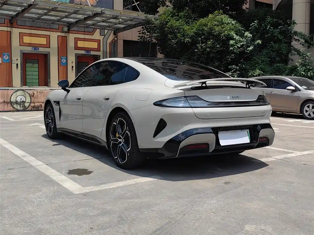 XIAOMI CAR XIAOMI SU7