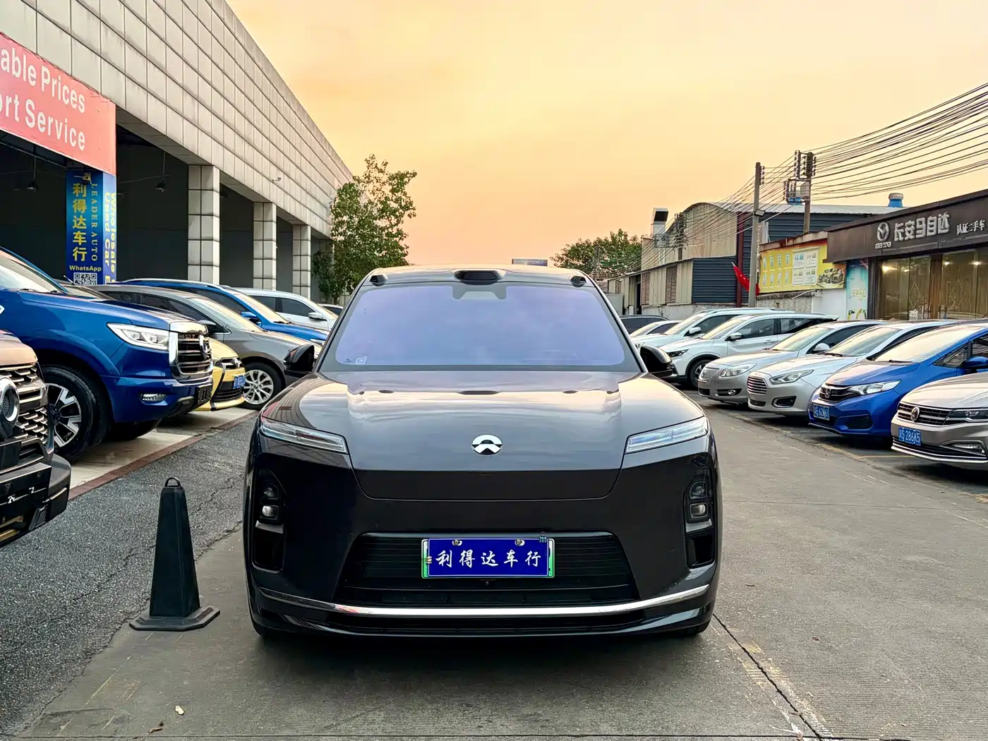NIO ES8 2025 2025 Model 6-Seat Executive Luxury Edition