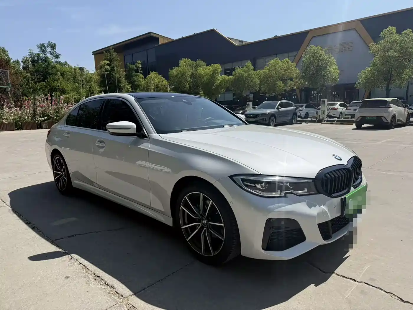 BMW 3-SERIES