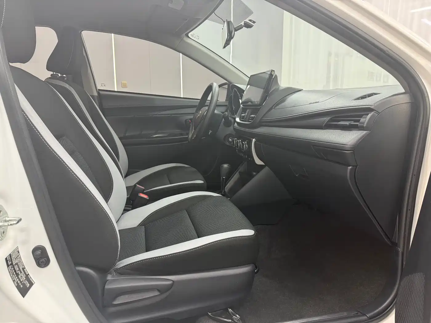 Toyota YARiS L Zhi Xuan 2022 Zhi Xuan X 1.5L CVT Leading PLUS Edition фото 6