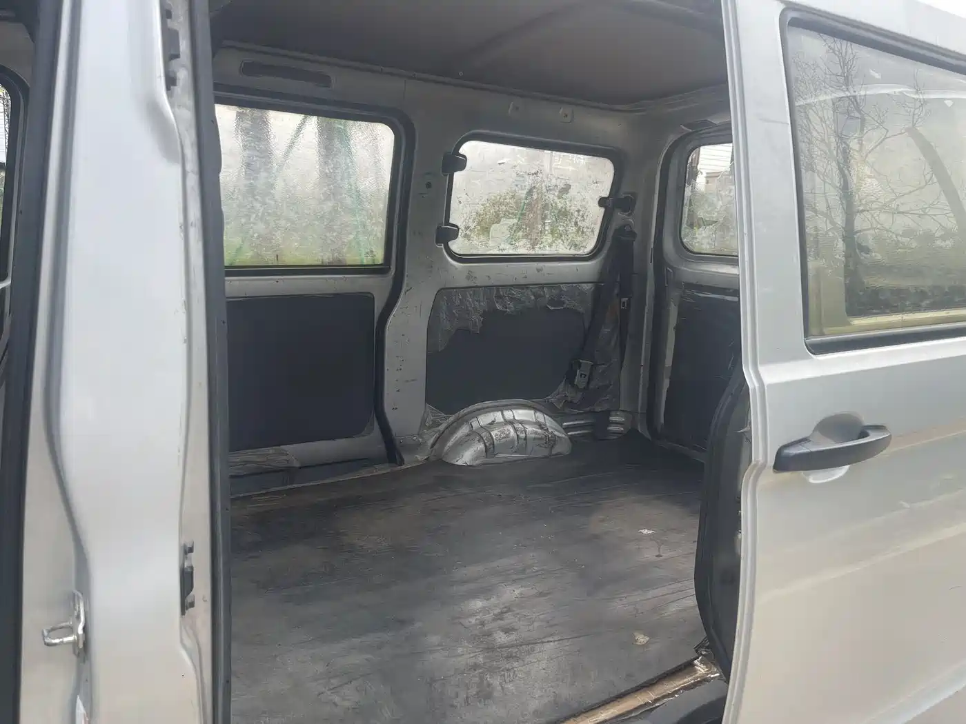 Wuling Motors Wuling Zhiguang 2017 2015 1.2L S Utility LSI