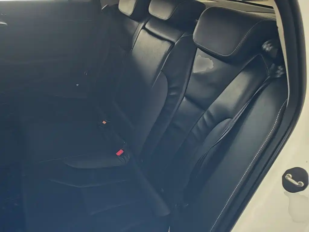Hongqi H5 2018 2018 30TD Smart Connect Agile Edition