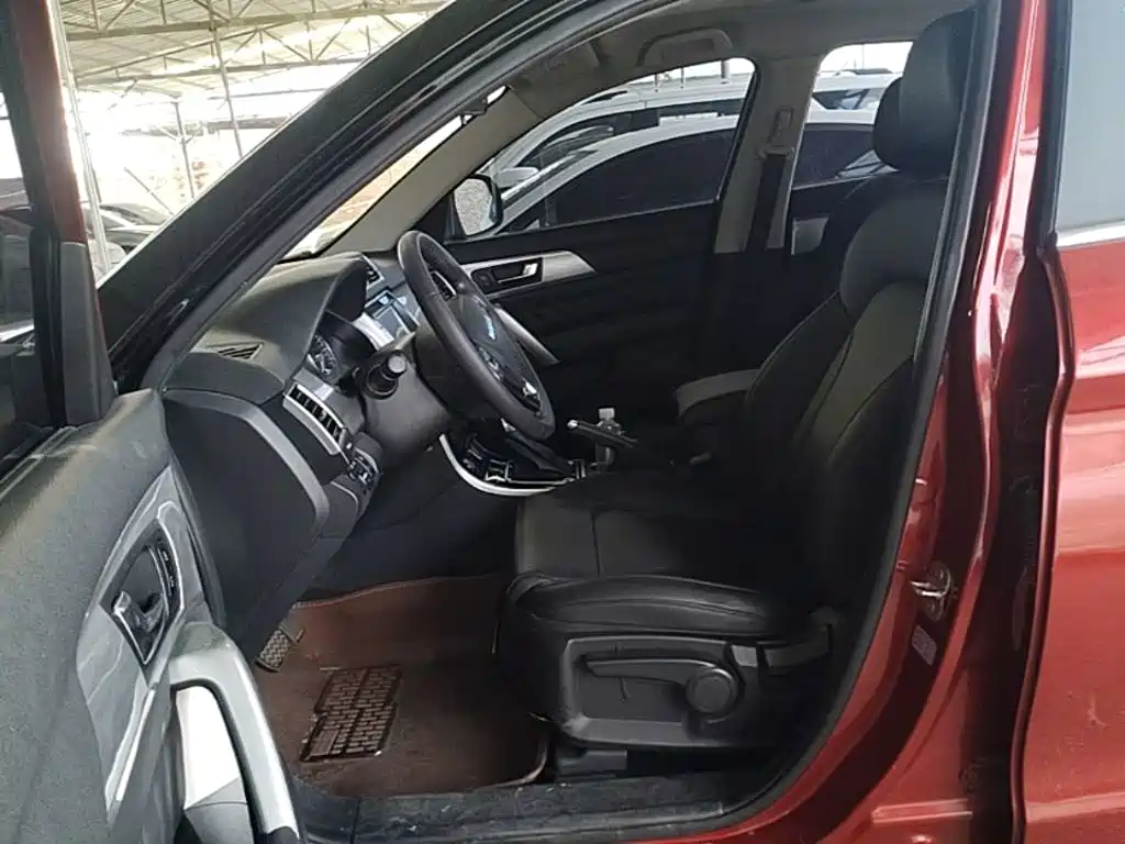 Фото 16 - Haval H2