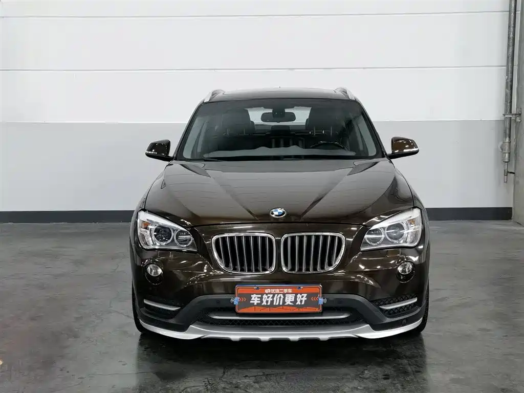 BMW X1 2014 xDrive20i X Design Package фото 3