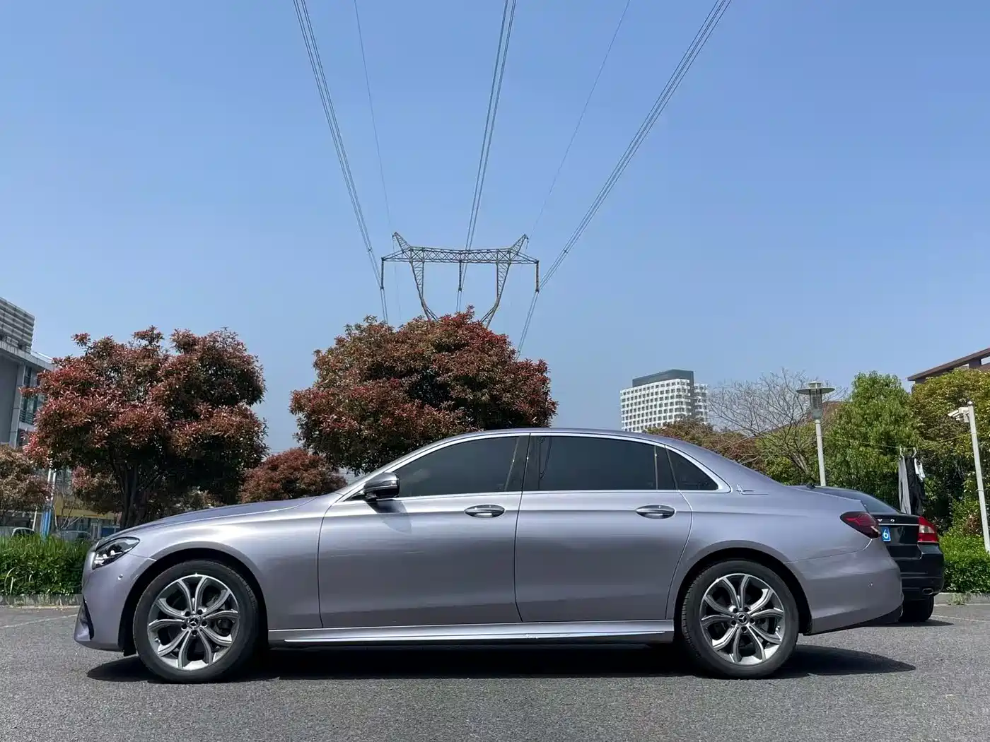 Mercedes-Benz E-Class 2022 E 300 L Sport Fashion фото 2