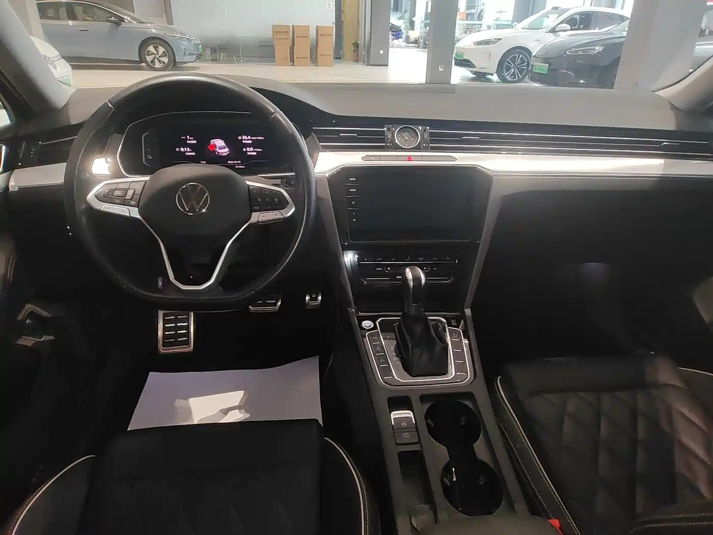 Volkswagen Magotan GTE Plug-in Hybrid 2022 GTE Luxury фото 6