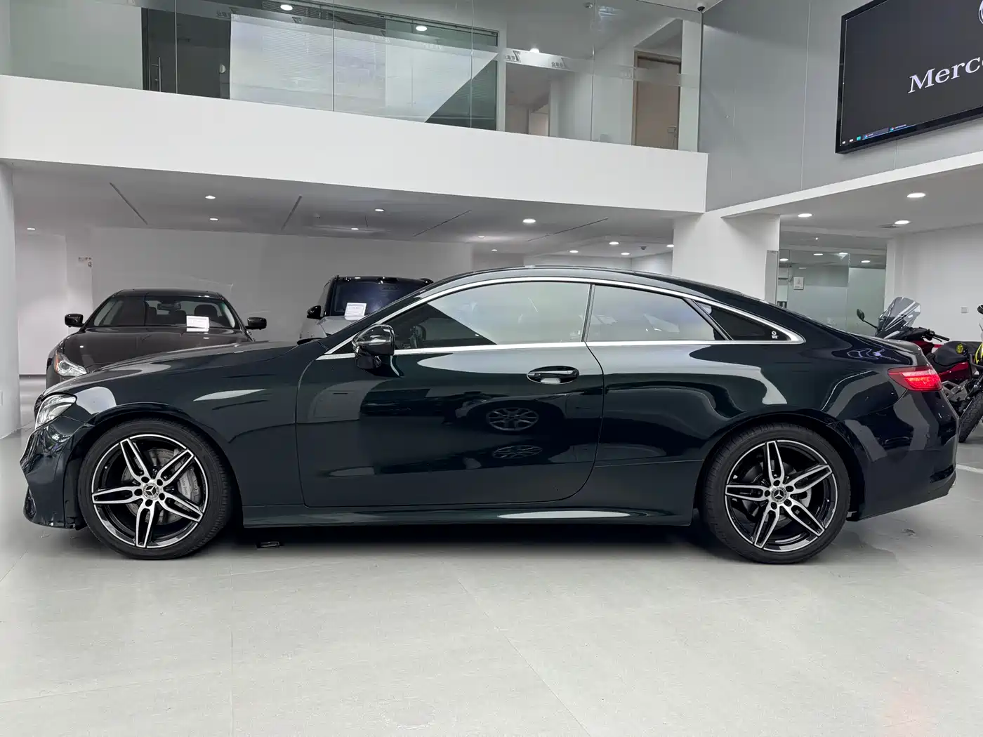 Mercedes-Benz E-Class (Import) 2019 E 300 Coupe фото 7