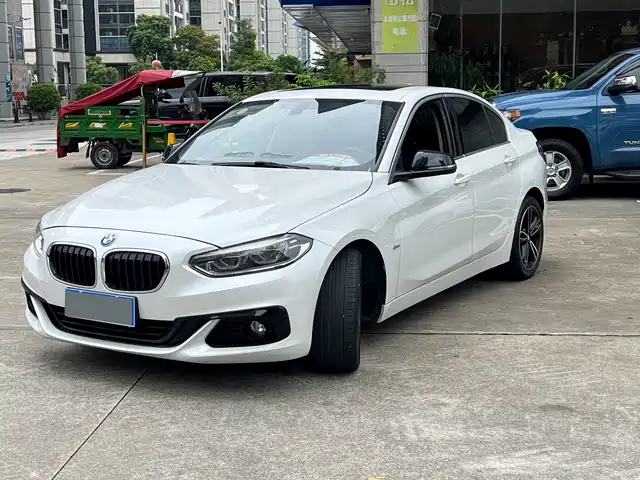  BMW BMW 1 Series 2018 118i Sport Edition