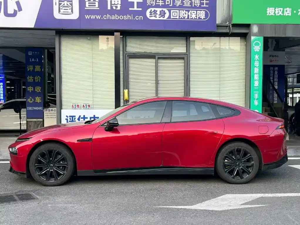 Фото 4 - XPeng P7