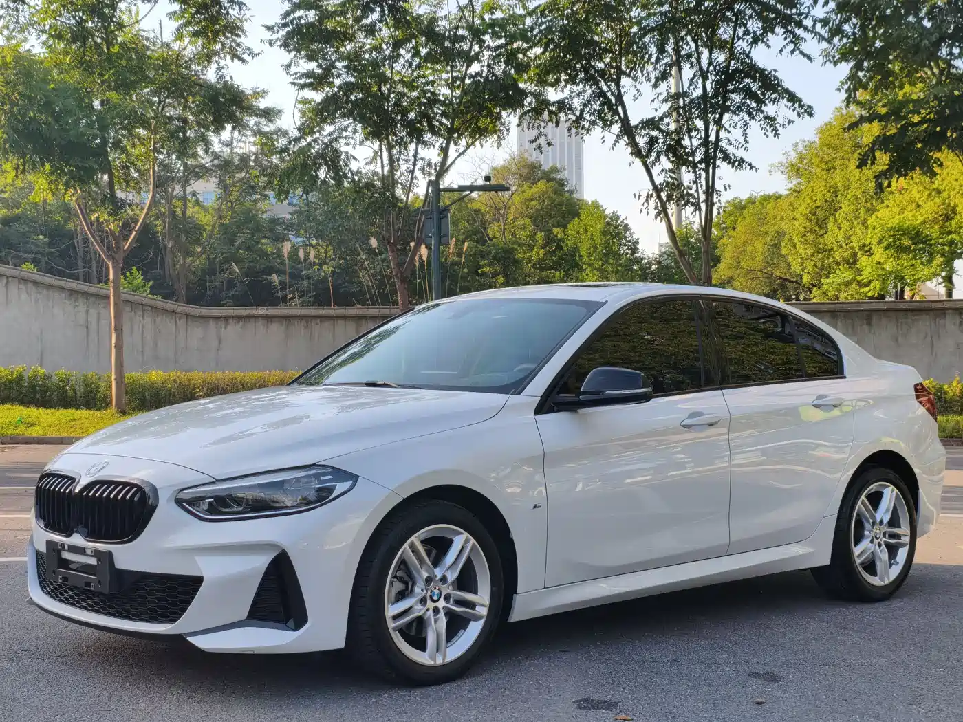 BMW 1 Series 2023 120i M Sport Shadow Edition