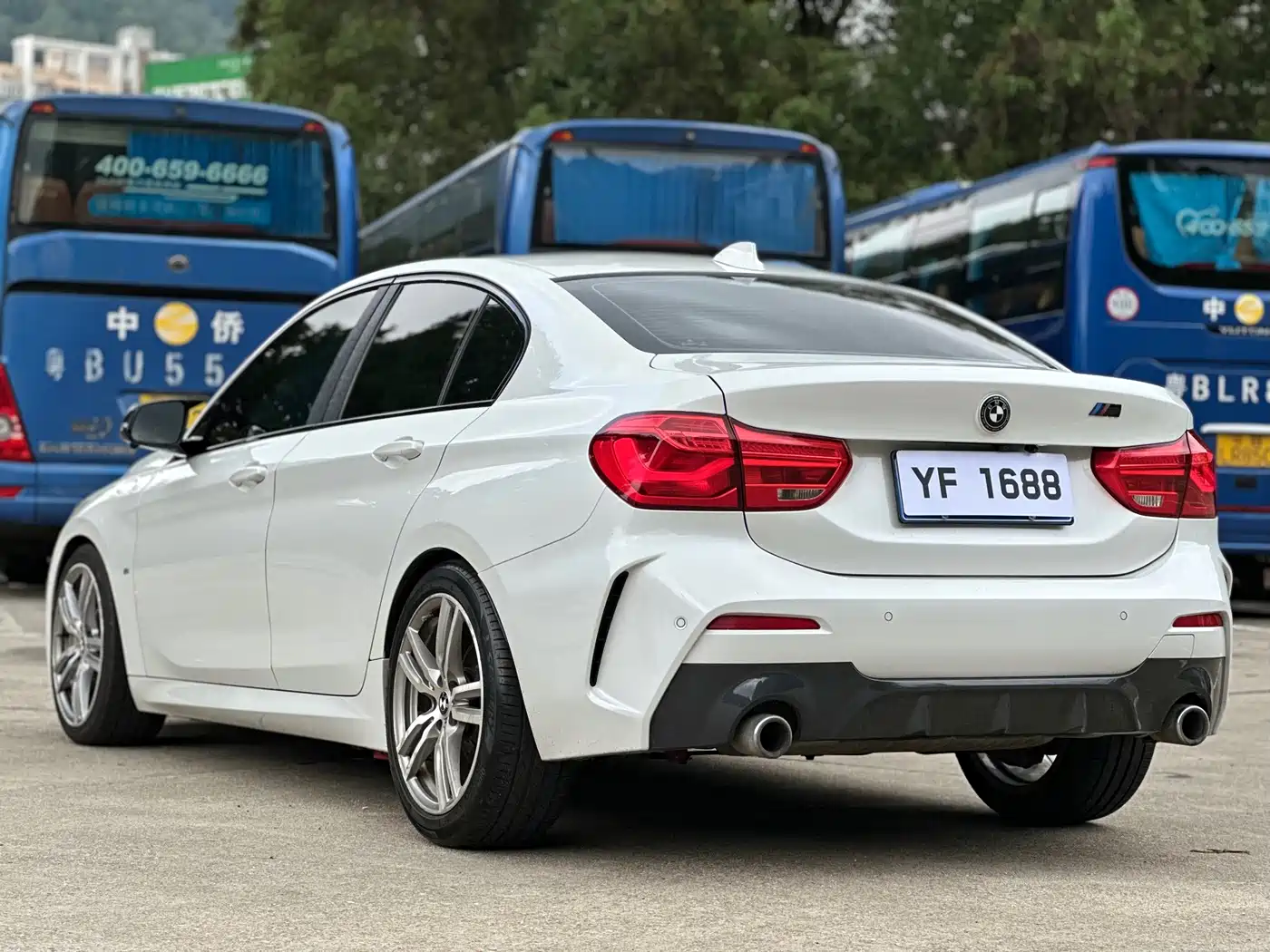 BMW 1 Series 2019 120i Leading M Sport Package фото 7