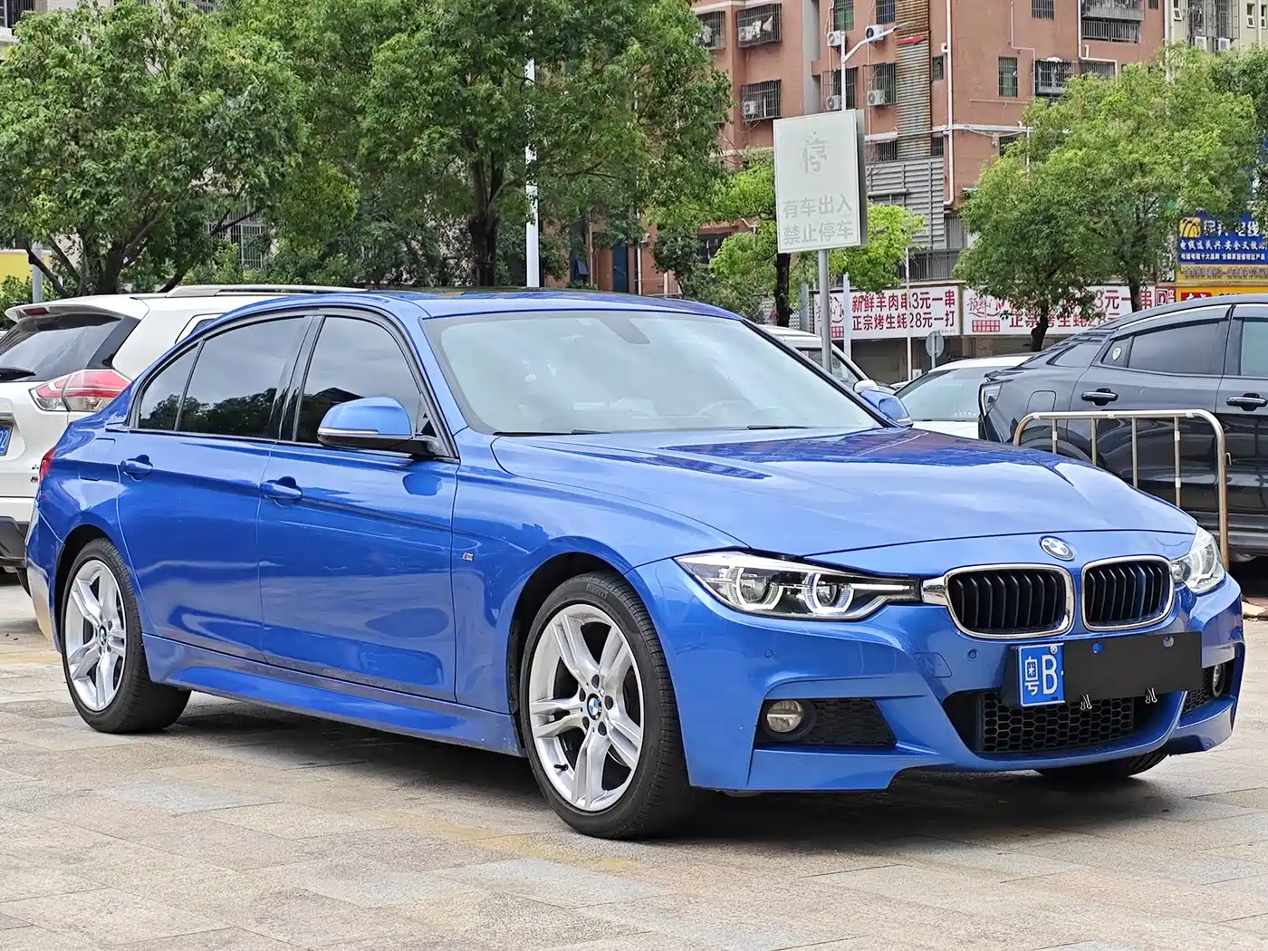 BMW 3 Series 2019 320Li M Luxury Package фото 3
