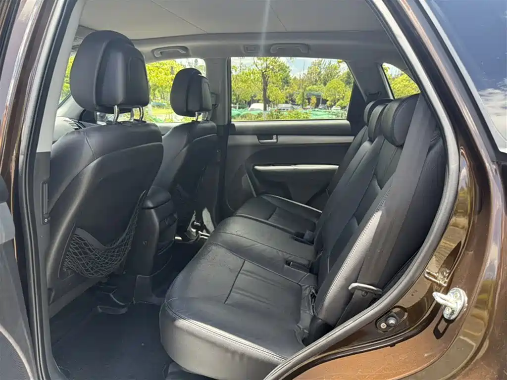 Kia Sorento 2013 2.2T 7-seat Diesel Luxury Edition фото 13