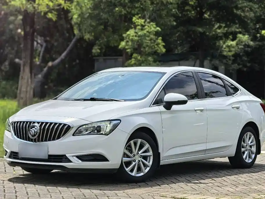 Buick Verano 2017 Sedan 15S Automatic Progressive фото 2