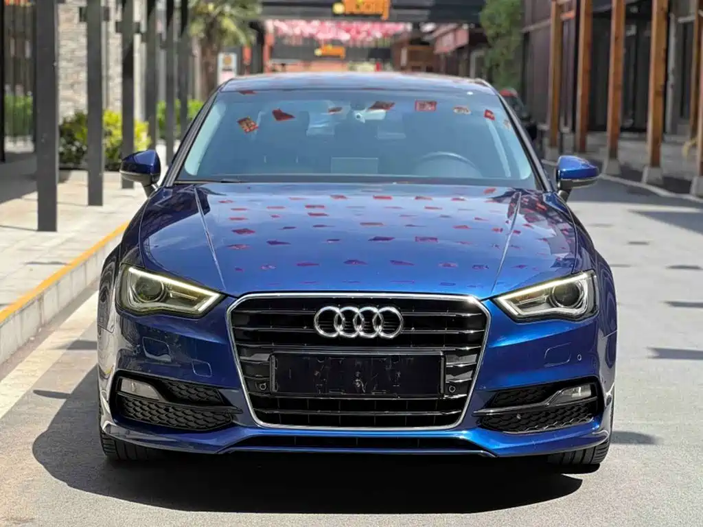Audi A3 (Import) 2016 2015 Limousine 45 TFSI S line Luxury