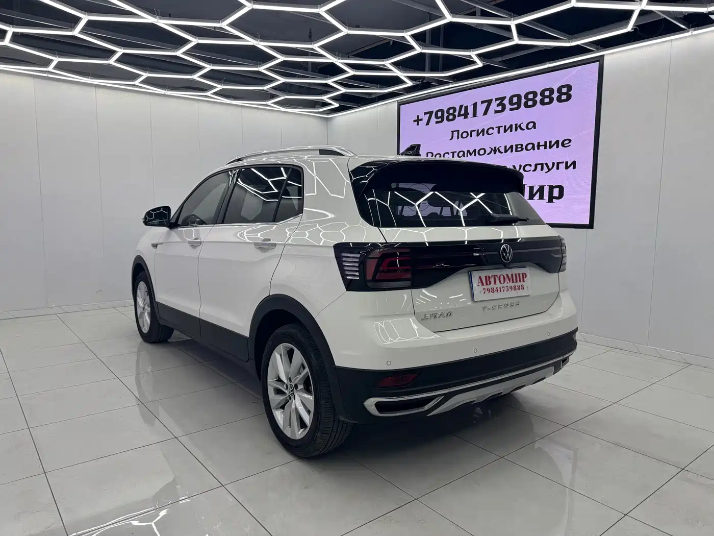 Volkswagen T-Cross 2022 1.5L Automatic Comfort Edition фото 5